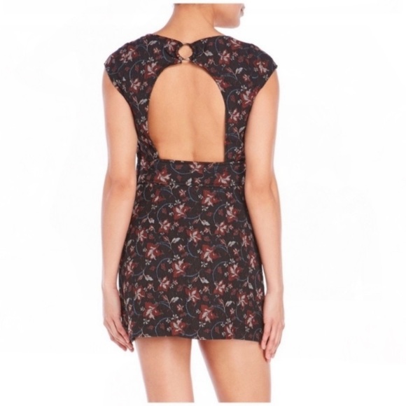 FREE People Floral Print Jacquard Cut Out Back Mini Dress In Black Size 4 - Picture 8 of 9